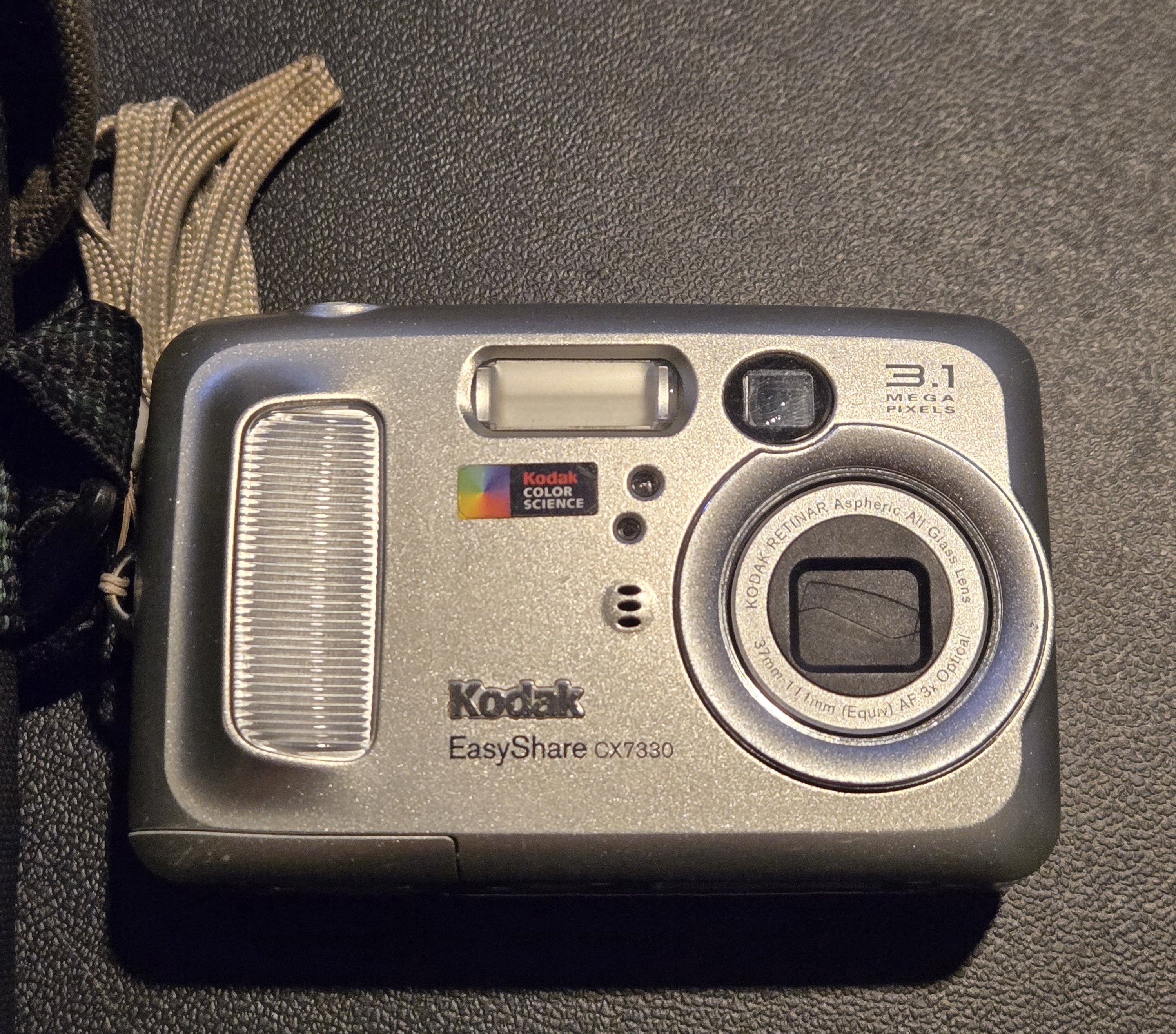Kodak EasyShare CX7330 Digital Camera 3.1MP Silver Compact